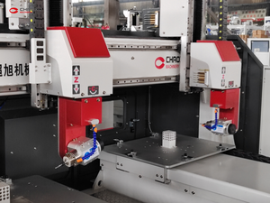 Línea de producción de maletas de punzonadora de corte de máquina CNC Robot - Product Image 3