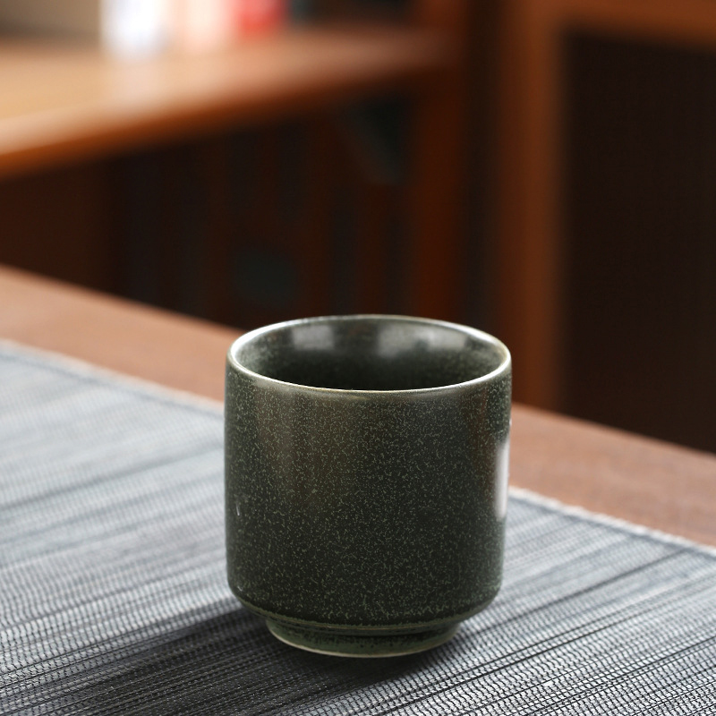 Tasse à thé noire