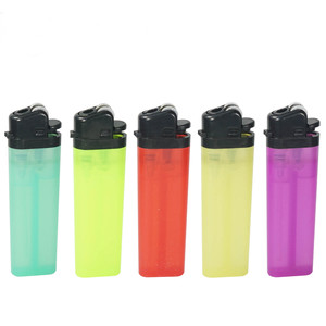 Nhựa dùng một lần Thuốc lá nhẹ hơn số lượng lớn sản xuất tại Trung Quốc giá thấp cổ điển Flint nhẹ hơn - Product Image 2