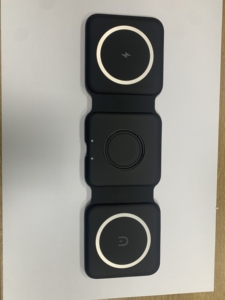 2025 New Design Foldable 3-in-1 Wireless Charger DC <strong>Port</strong> 15W <strong>Output</strong> Power <strong>Input</strong> 9V/2A - Product Image 3