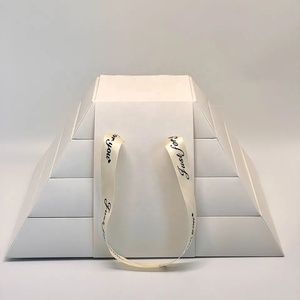 Rdy Tùy Chỉnh Phục Vụ Takeaway Đa-Hai Lớp Thân Thiện Với Môi Tông Kim Tự Tháp Thực Phẩm Ngọt Ngào Hộp Giấy Với Xử Lý Cho Nhóm Bữa Ăn Đồ Ăn Nhẹ - Product Image 5