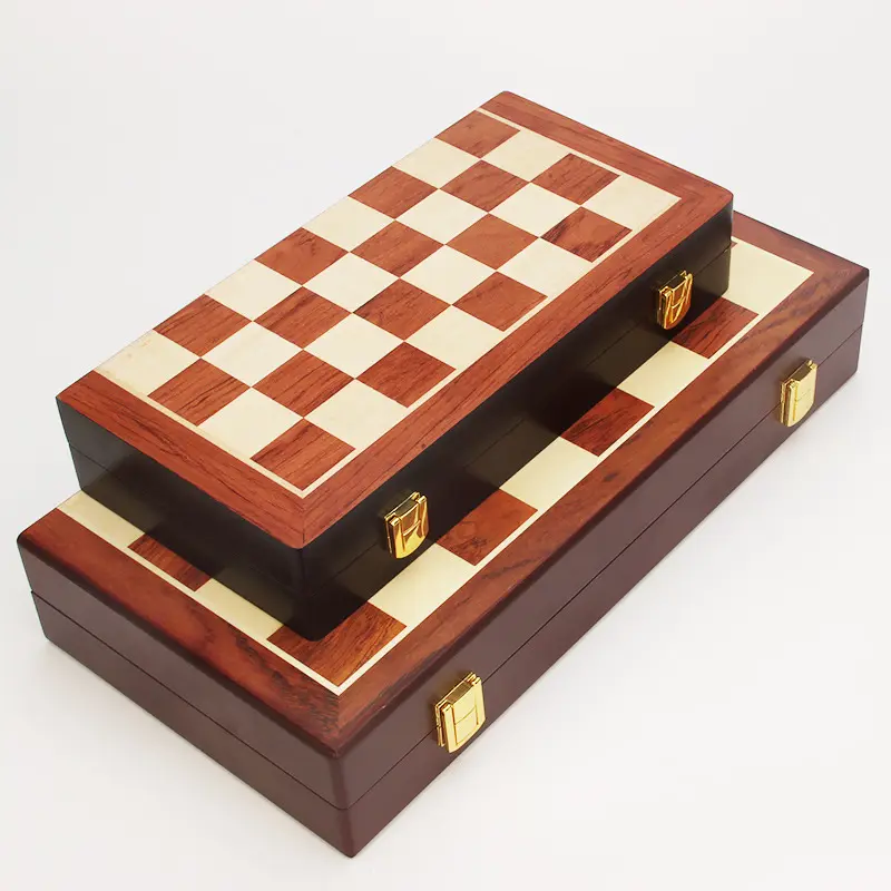 Jeu d'échecs en bois de tournoi international vintage classique personnalisé en gros