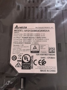 Delta 5.5KW VFD13AMS43ANSAA 13A Heavy Duty a frequenza variabile VFD 3PH 380V Controller del motore - Product Image 2