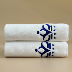 2025 fabrika doğrudan satış lüks % 100% pamuk nakış beyaz otel logo ile banyo havlusu takımı özel süper yumuşak Spa yüz havlusu - Product Image 4