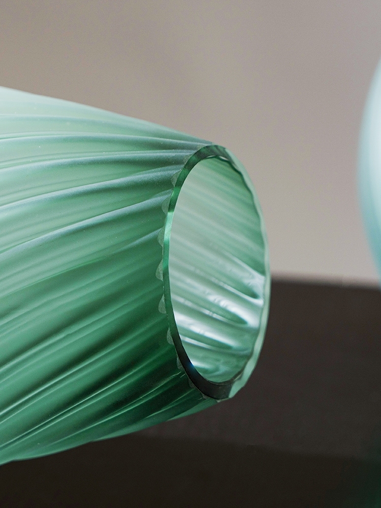 Factory Produced Wholesale Glass Luxury Vase Glass