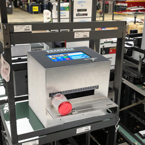 Impresora industrial todo en uno Sistema de codificación duradero para etiquetas de embalaje Tapas y cajas químicas con capacidad QR dinámica - Product Image 1