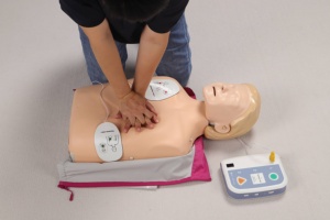 Aed Trainer Draagbare 2 Taal Cz Xft 120c + Hot Selling Automatische Externe <span class=keywords><strong>Defibrillator</strong></span> Model EHBO-Training Alleen - Product Image 5