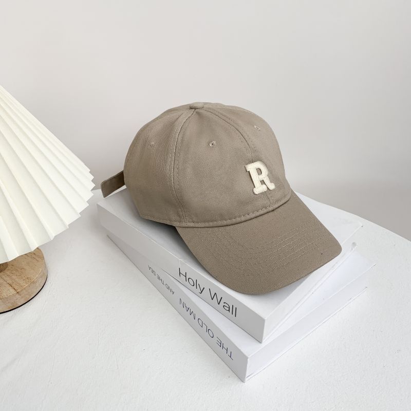 Lettera r-khaki