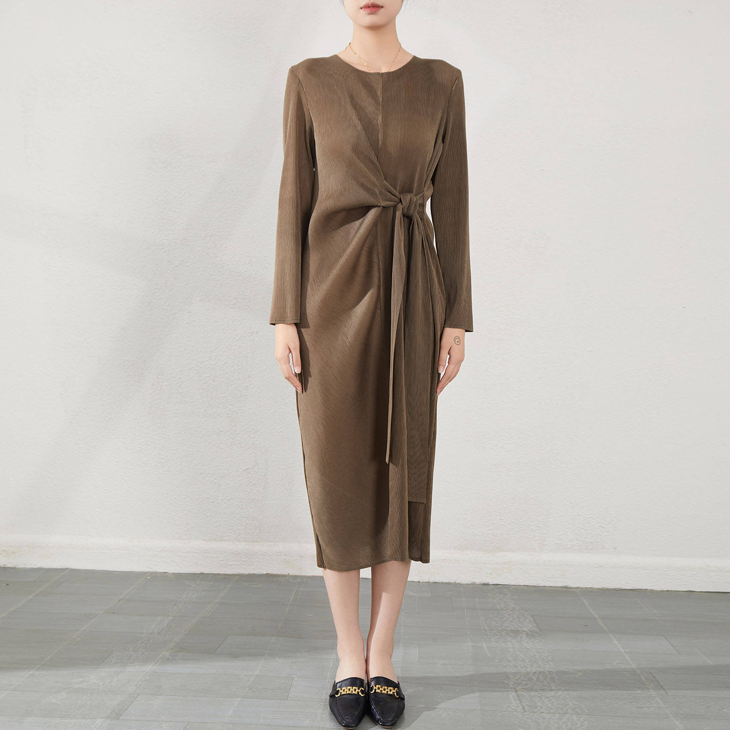 สีน้ำตาล