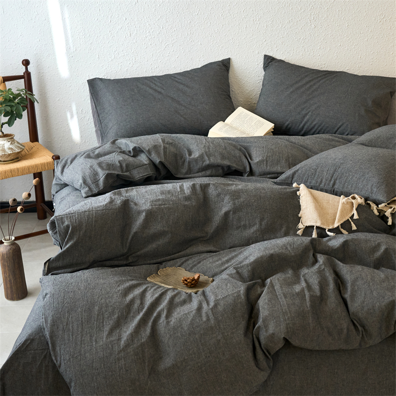 Gris noir