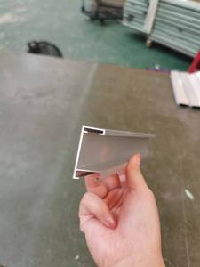 ZHL Manufacturer Aluminum Photo <strong>Frame</strong> Extrusion Profile Mirror <strong>Frame</strong> and Advertising <strong>Frame</strong> with Welding Bending Processing - Product Image 3