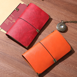 A6Retro โน้ตบุ๊คหนัง PU นุ่มไดอารี่สมุดบันทึกการเดินทางสมุดบันทึกการออกแบบลายนูนโลโก้ - Product Image 5