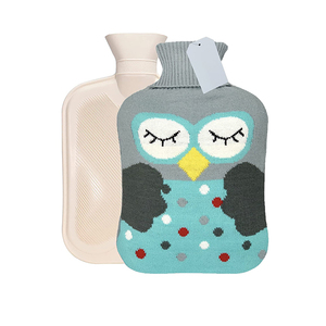 Botol air panas 2 Liter dapat dipakai ulang dengan penutup rajut untuk botol kantung air panas kram menstruasi - Product Image 1