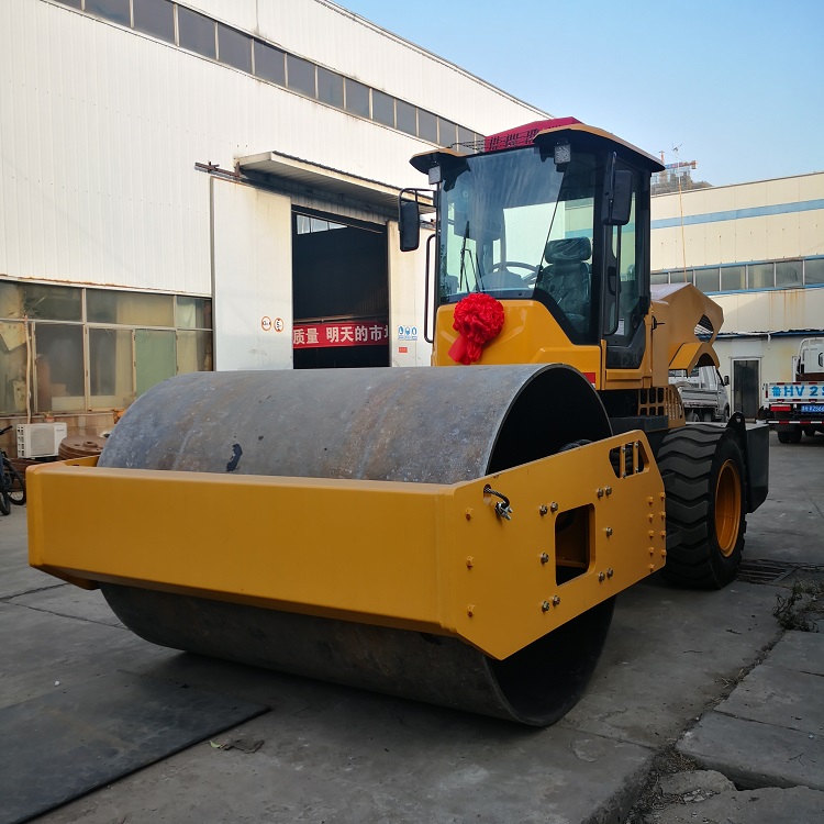 China Factory Price Road Construction Machinery Single Drum Vibratory Road Roll