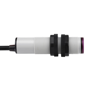 อุปกรณ์เสริมสำหรับเซนเซอร์ออพติคอลแบบ M18ที่มีการสะท้อนแบบกระจายและความสัมพันธ์ของการสะท้อนเฉพาะสำหรับพื้นผิวที่สะท้อนแสง