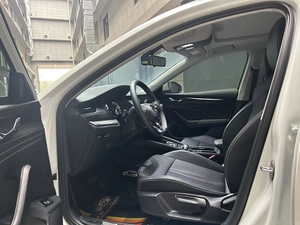 Sử dụng Volkswagen Skoda Octavia 2023 280 TSL Pro xăng xe màu trắng bên ngoài màu sắc sử dụng xe xăng - Product Image 5