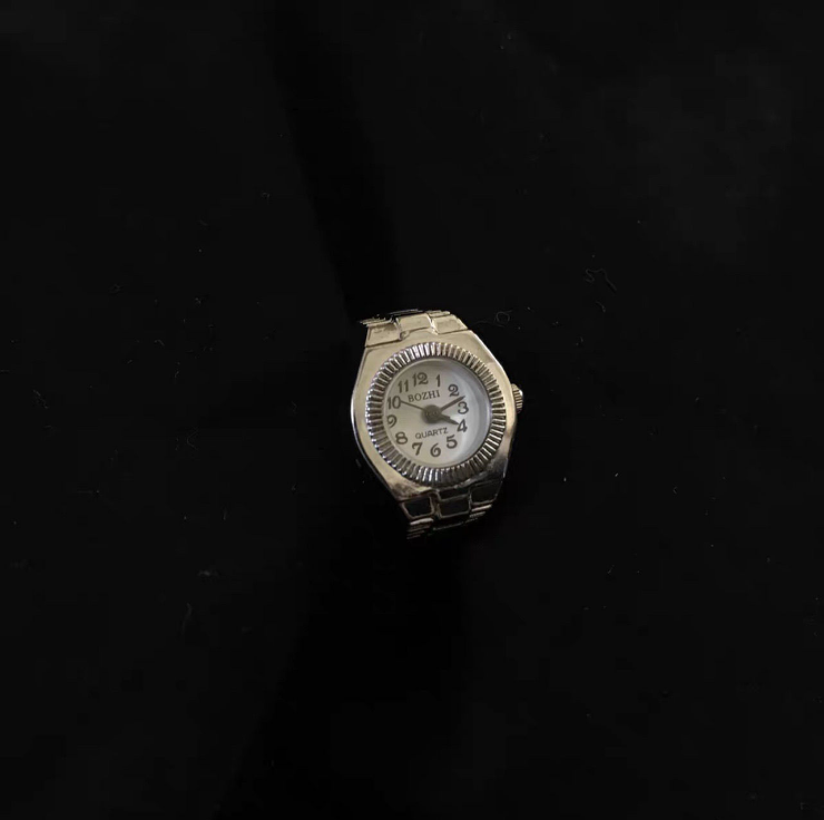Round-white