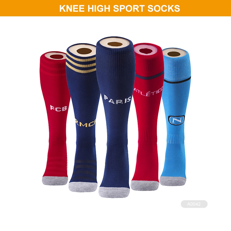 03-KNEE HIGH SPORT SOCKS