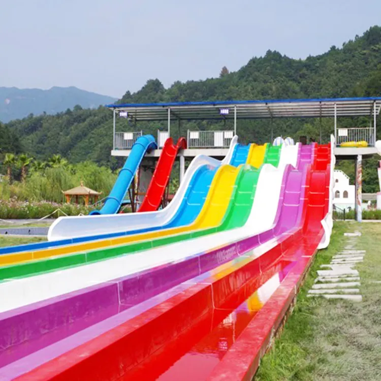 ألعاب منزلقة على الماء الأكثر مبيعًا على الإنترنت من المصنع في الصين، منزلقة مائية من الألياف الزجاجية ذات تصميم جديد وطويلة بألوان قوس قزح