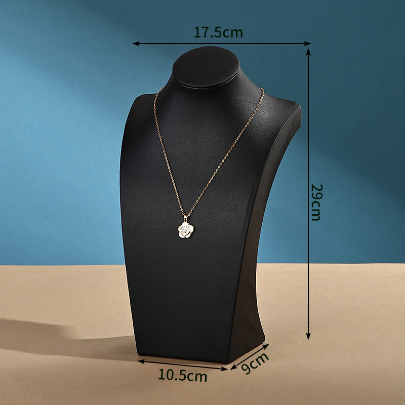 Cuello en H de cuero negro, 30 cm.