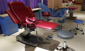 BT-GC003 Goedkope Ziekenhuis Medische Elektrische Gyno Examen Tafel Gynaecologie Eamination Tafel Stoel - Product Image 3