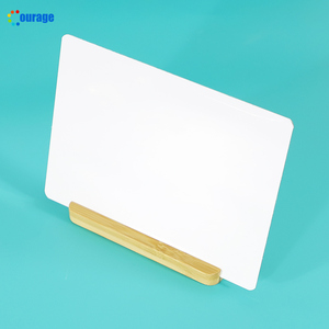 中间尺寸6 * 8英寸铝坯涂层升华金属相框带底座 - Product Image 5