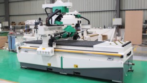 Máquina enrutadora CNC de anidamiento automático 1325 1530 9kw con servomotor Syntec y sistema de Control de estudio NC utilizado con superficie de mesa de vacío - Product Image 5