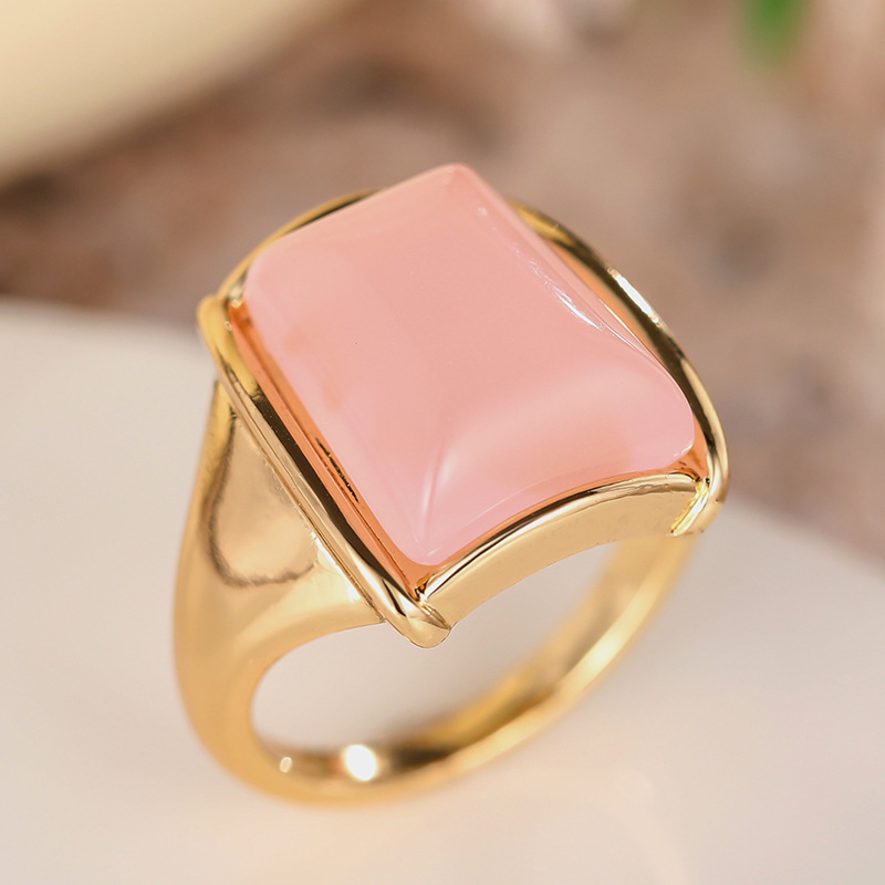 A169 yellow gold