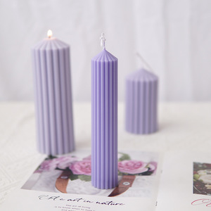 Yeni dikey şerit Spiral silindirik akrilik <span class=keywords><strong>PC</strong></span> plastik ayağı mum kalıpları kaba diş Spire kokulu mum DIY kalıp