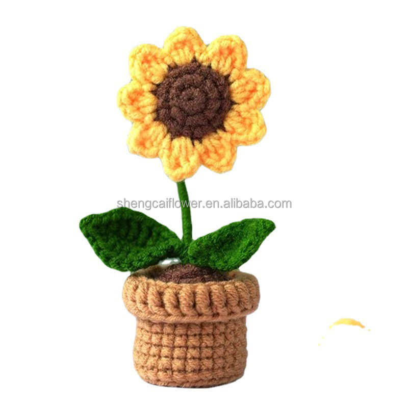 1 petite fleur de port tricotée au crochet 12*5*5cm