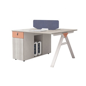 Equipo de trabajo barato 4 en 1 cubículo mesa de personal de oficina muebles de oficina modulares estación de trabajo Escritorio de ordenador de madera con Pedestal fijo - Product Image 2