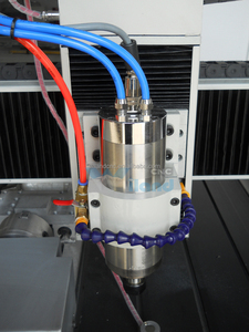 Automático Lubrificação 6090 Pequeno Metal Molde 3D Relief CNC Gravura Máquina 3.2Kw CNC Router Com <span class=keywords><strong>DSP</strong></span> Offline Controller