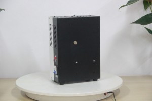 Entrada de 80 voltios Regulador de voltaje de 3000 vatios y estabilizador Pantalla LED de CA monofásica Frecuencia de 50Hz Salida de 220 voltios para Svc - Product Image 5