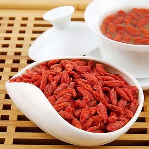 Toptan Fructus lyherbal gou qi çin Wolfberry kurutulmuş Ningxia kırmızı kurt üzümü meyve bitkisel çay için