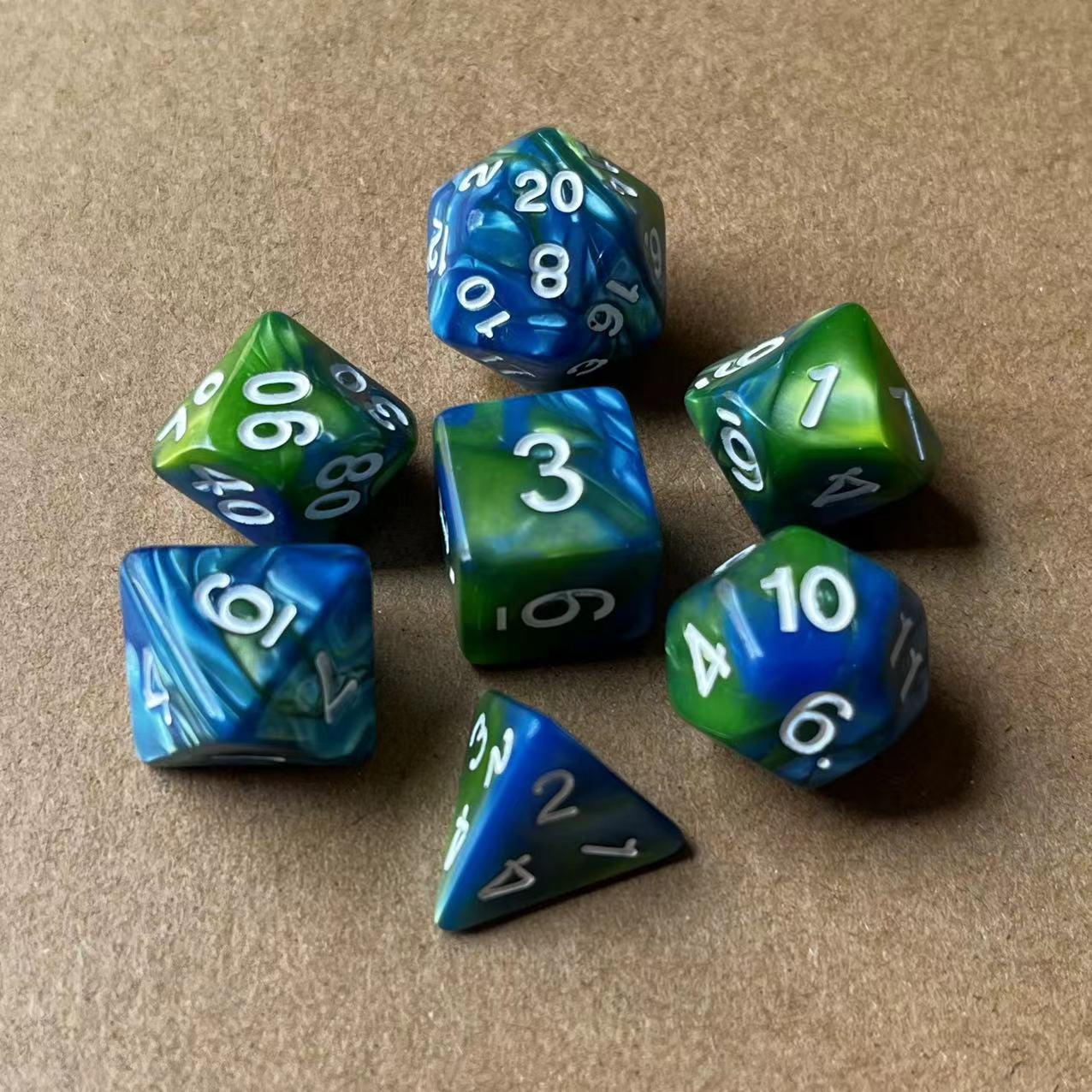 Bleu + vert