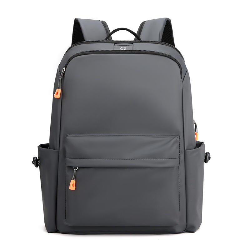 สีเทาเข้ม