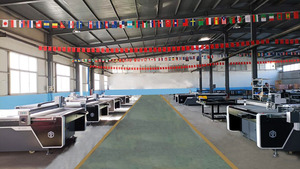 Yuchen New CNC Phẳng Kỹ Thuật Số Thợ May Cắt Bảng Cho PU/Epe/PVC Bọt Cách Âm Board Độ Ổn định Cao 3-Năm Bảo Hành - Product Image 6