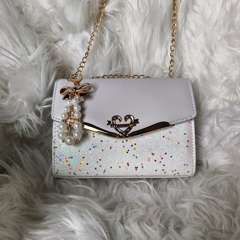 White-with pendant-20815cm