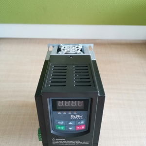 220V 1.5KW VFD VSD Vector <strong>Control</strong> Ac Drive 1500HZ <strong>Output</strong> Variable Frequency Drive for Electric Spindles