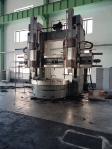 Torno vertical CNC de doble columna VTL con eje C para fresadora de metal - Product Image 5