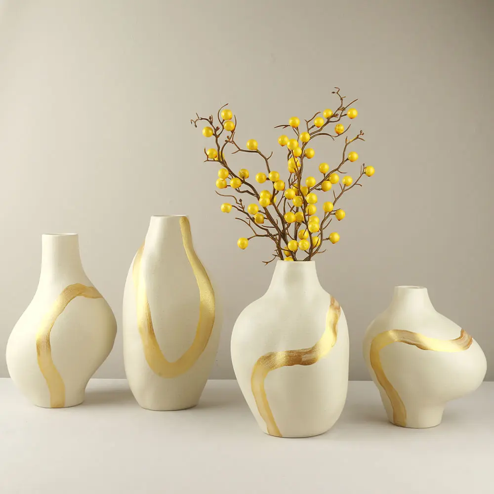 Vases à fleurs en céramique peints à la main en or blanc ivoire Décoration de la maison Pièces de décoration nordique