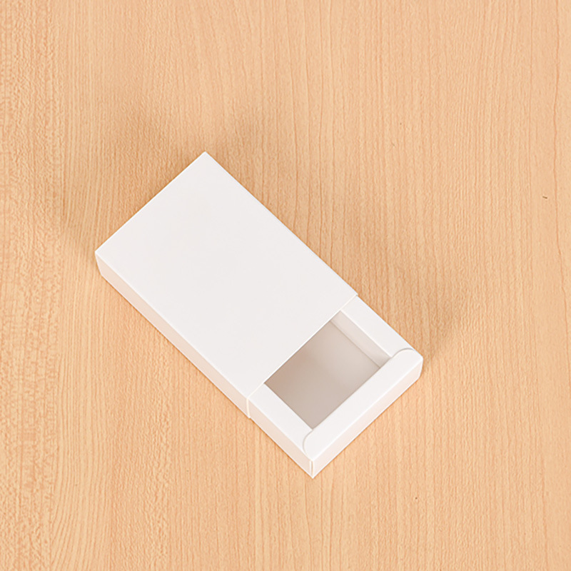 White Natural-colored set