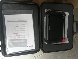 <strong>Auto</strong> <strong>Key</strong> <strong>Programmer</strong> X100 PAD2 Diagnostic Tool X 100 PAD2 Support Multi- Languages:
