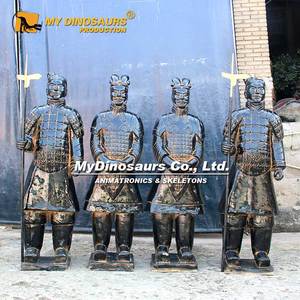 محاربي من الألياف الزجاجية بحجم الحياة من My Dino للبيع - Product Image 3