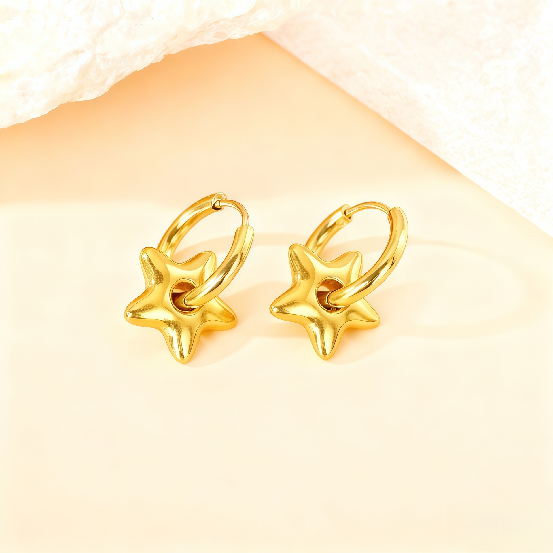 Créoles d'oreilles 2*10 Étoile à cinq branches 12*12mm Couleur Or