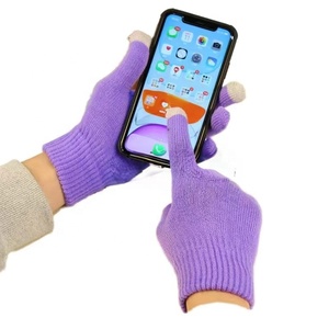 廉价冬季日用各种颜色男女通用纯色成人针织3指触摸屏手套 - Product Image 1