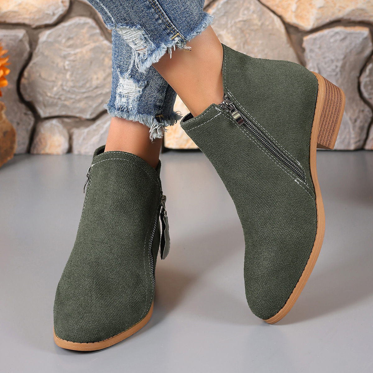 Vert militaire