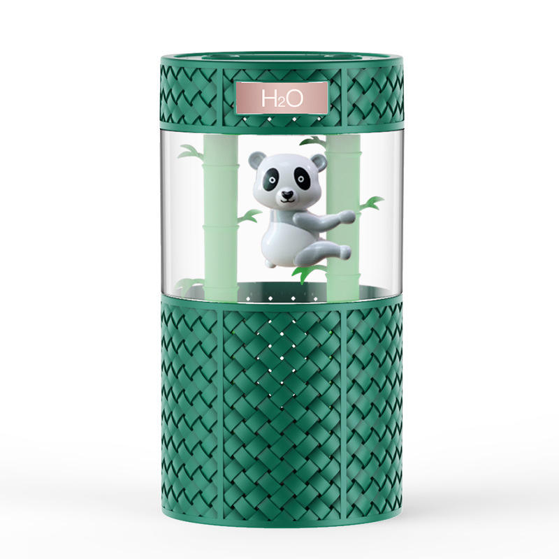 หมีไม้ไผ่สีเขียว