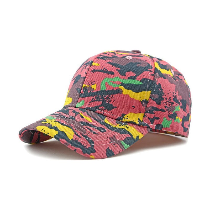 Amarillo combinado con rojo rosado.