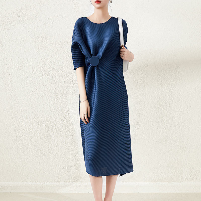 สีน้ำเงิน